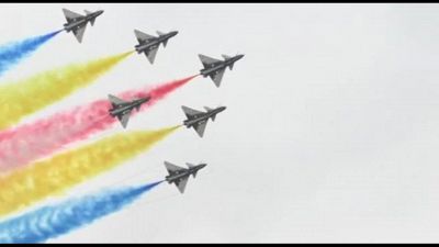 Cina, jet, droni e nuovo stealth J-35A in mostra ad Airshow di Zhuhai