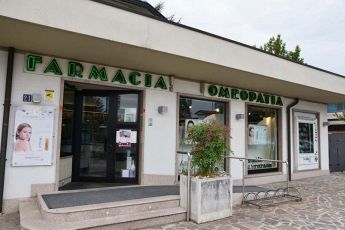 Farmacia Calvenzano locali