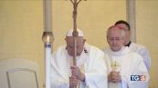 Il Papa dai detenuti, domani la Via Crucis