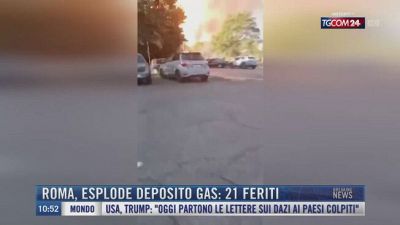 Breaking News delle 11.00 | Roma, esplode deposito gas: 21 feriti