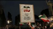 "Viva lo Scià", manifestazione per Iran tra bandiere Ucraina e Israele
