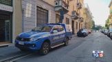 15enne uccide anziana la madre chiama la polizia