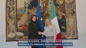 Migranti in Albania, approdata la nave Cassiopea