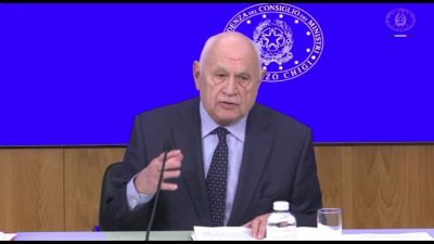 Nordio annuncia l'aumento delle pene per le truffe agli anziani