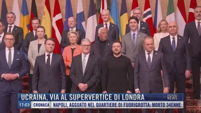 Breaking News delle 17.00 | Ucraina, via al supervertice di Londra