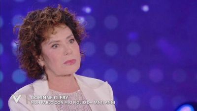 Corinne Clery: "Non parlo con mio figlio da tanti anni"