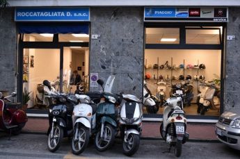 ROCCATAGLIATA MOTO- vendita moto scooter