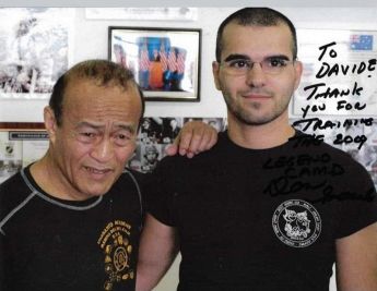 Maestro Davide Vardi con Guro Dan Inosanto Jeet Kune Do è Kali Filippino Bruce Lee