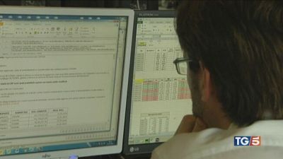 Spiava i potenti aveva complici?