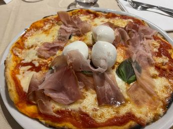 pizzeria LE CHALET TRATTORIA OSTERIA PIZZERIA