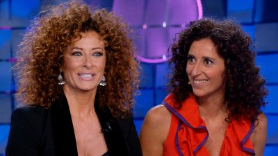 Buona giornata, una commedia di inconvenienti per Teresa Mannino e Valentina Persia: dai guai in treno alle feste folli romane