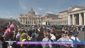 Addio Papa Francesco, folla di fedeli per l'ultimo saluto