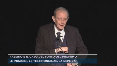 Fassino e il caso del furto del profumo