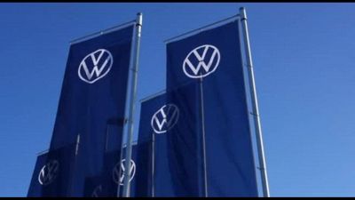 Volkswagen, utile in calo del 30%, ma gruppo rilancia piano ambizioso