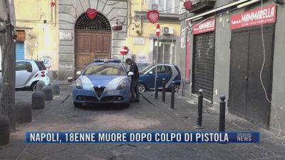 Breaking News delle 21.30 | Napoli, 18enne muore dopo colpo di pistola