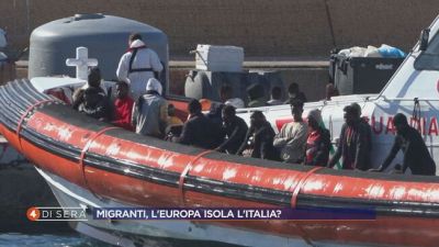 Migranti, l'Europa isola l'Italia?