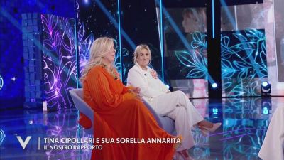 Tina Cipollari e la sorella Annarita: "Il nostro rapporto"