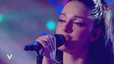 Oriana Sabatini canta "Para siempre"