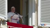 Papa, domani ricovero. L'attesa e le preghiere