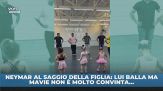 Papà Neymar, al saggio di danza tocca fare anche questo!