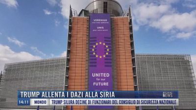 Breaking News delle 14.00 | Trump allenta i dazi alla Siria