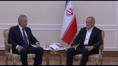 Russia-Iran, Shoigu incontra il presidente iraniano a Teheran