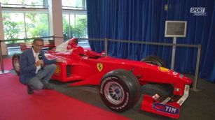 Monza, Ferrari nel nome di Schumi: la F399 all'Aci di Milano