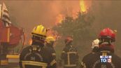 Fiamme e sfollati emergenza incendi