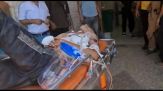 Raid sul campo di Nuseirat, i feriti trasportati in ospedale