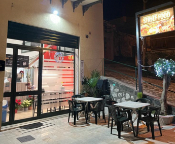 pizzeria street food sambuca di sicilia tavoli all'aperto