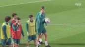 Portogallo, tutti gli occhi su Ronaldo e lui risponde con un cuore al fotografo