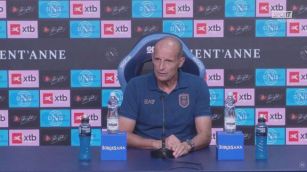 Allegri: "Tutti vogliono Vergara, ma ha giocato 12 partite con il Napoli"