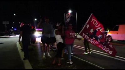Florida, supporter di Trump in strada a West Palm Beach