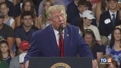 Trump: "Penso a un attacco massiccio"