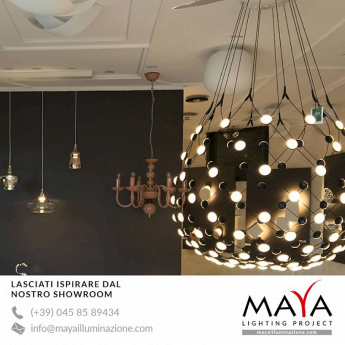 Maya Illuminazione showroom