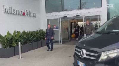 Milan, il rientro dei campioni in Italia