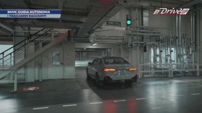 BMW e la guida autonoma