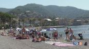 Domenica di ponte sole e relax al mare