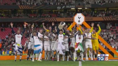 Europa League al Tottenham, domani sfide scudetto