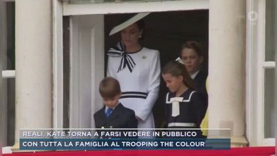Reali inglesi, Kate torna a farsi vedere in pubblico