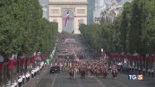 L'Europa sfila a Parigi verso una difesa comune