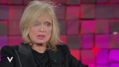 Rita Pavone: "Il ricordo del mio primo amore"