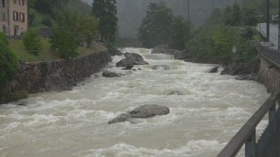 Temporali e maltempo al Nord, 6 comuni isolati nella bergamasca