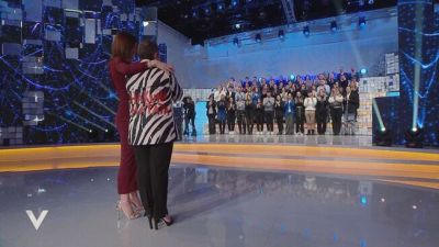 L'applauso del pubblico di "Verissimo" per Carolyn Smith