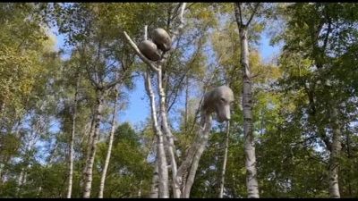 Arte e territorio, le masche di Giulia Cenci a Rittana nel Cuneese