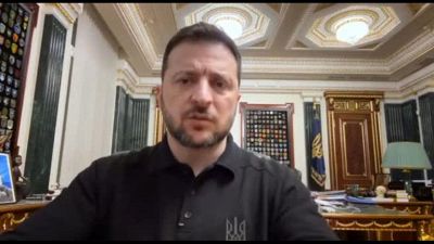 Zelensky: la risposta di Putin sulla tregua è "molto manipolativa"