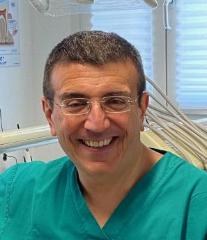 Dr Maurizio Giunchi Albo odontoiatri (Re) n.449