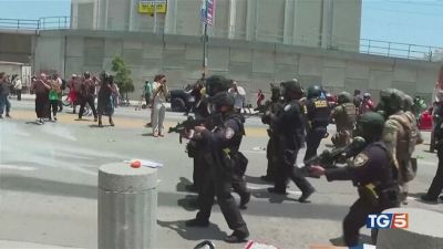 Los Angeles in fiamme Dazi, colloqui Usa-Cina