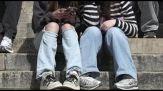 Corte Costituzionale francese boccia divieto social per minori 15 anni