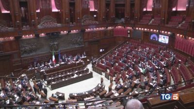 Sul caso Almasri è scontro durissimo